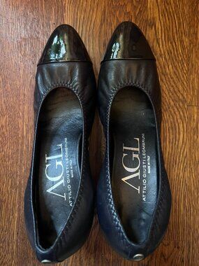 AGL Attilio Giusti Leombruni Women's Shoes 9 Black Leather Patent Cap Toe Pump